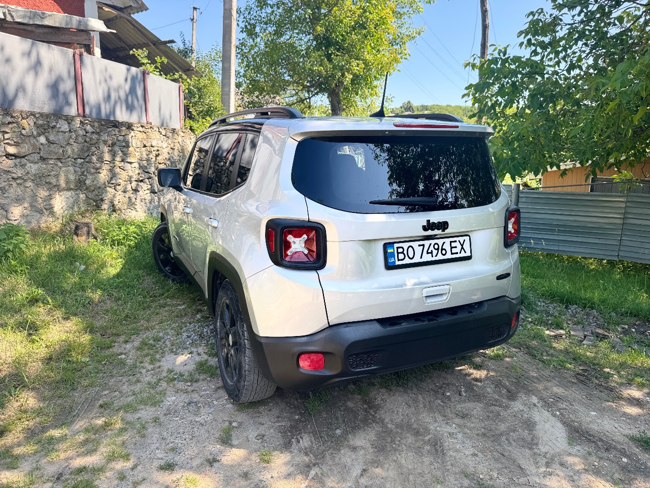 Jeep Renegade - фото 2
