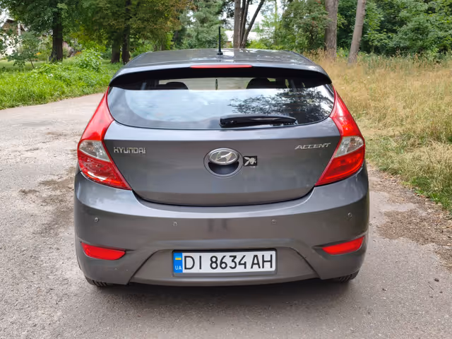 Hyundai Accent - зображення 5