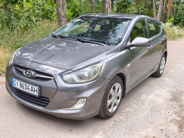 Hyundai Accent - зображення 3