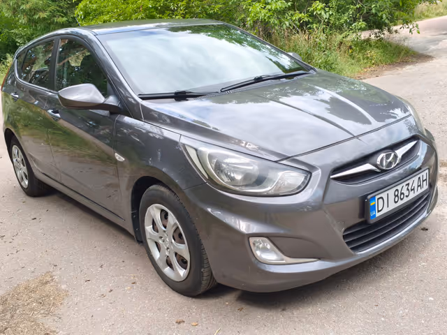 Hyundai Accent - зображення 2