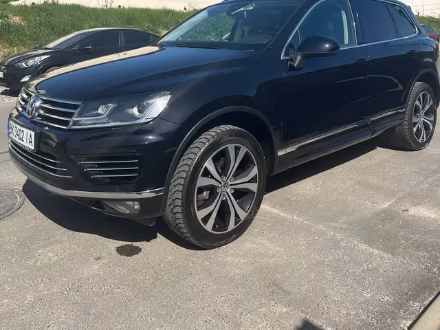 Volkswagen Touareg - зображення 2