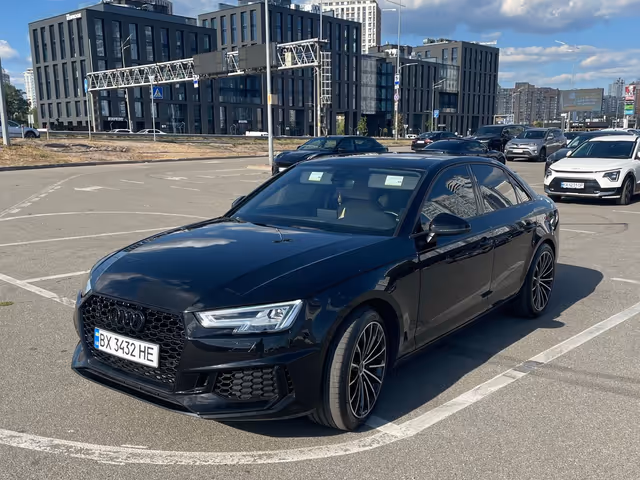 Audi A4 - зображення 1