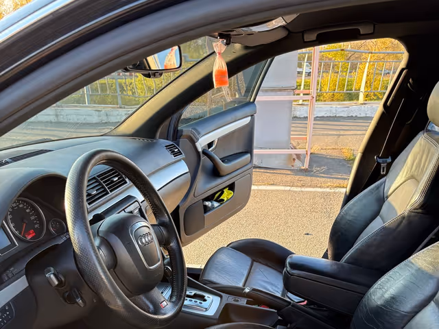 Audi A4 - зображення 5