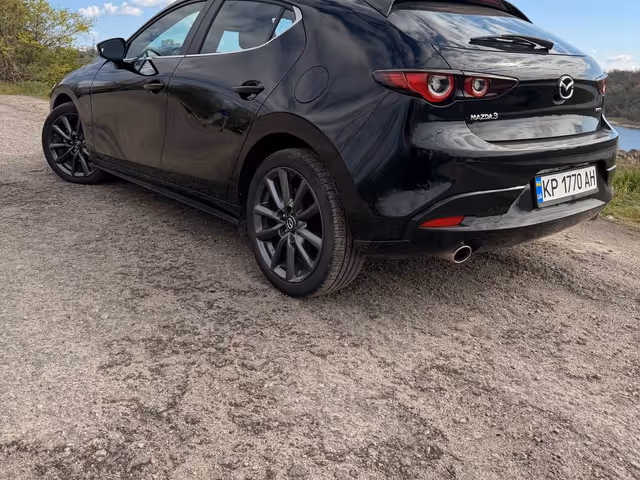 Mazda 3 - зображення 3