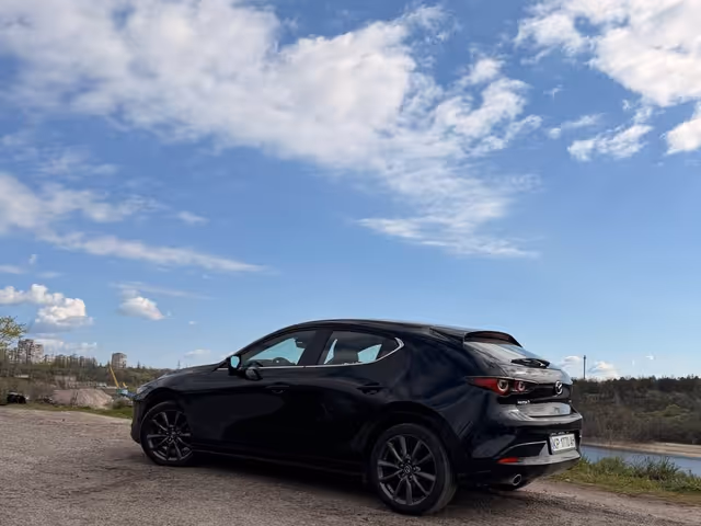Mazda 3 - зображення 4