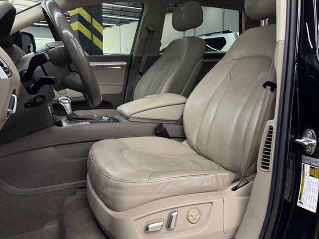 Audi Q7 - фото 4