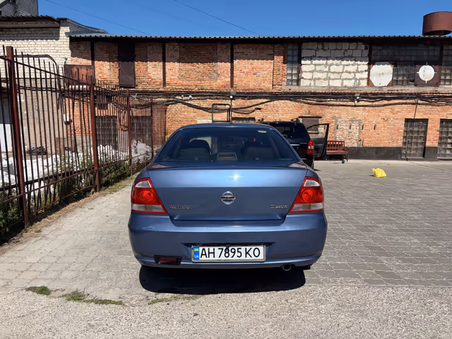 Nissan Almera - зображення 3