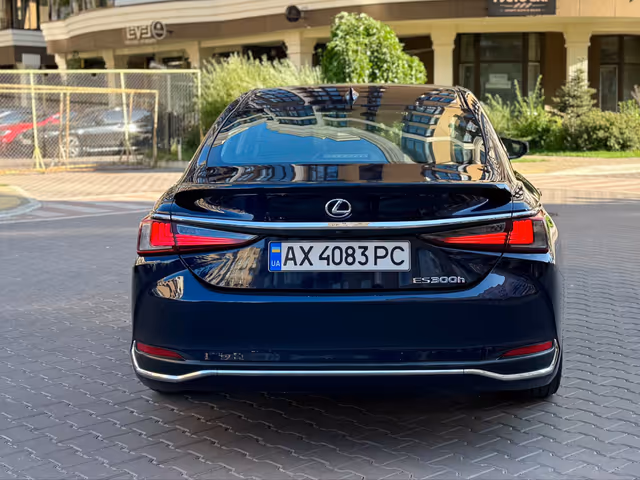 Lexus ES - зображення 4
