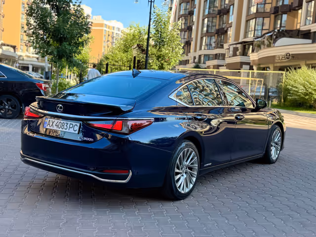 Lexus ES - зображення 3