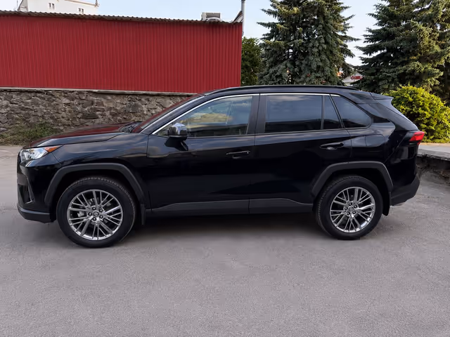 Toyota RAV4 - зображення 4