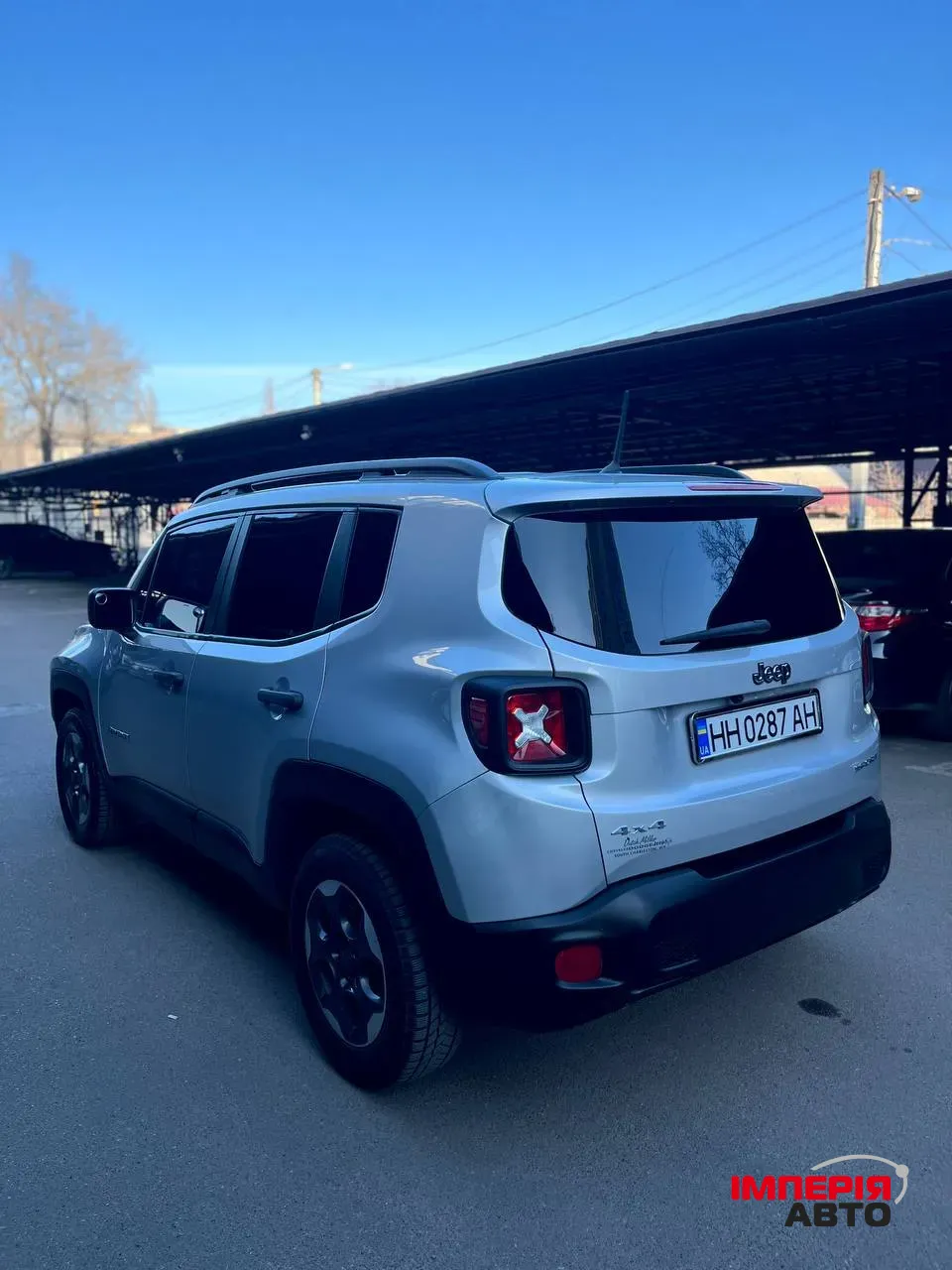 Jeep Renegade - фото 7