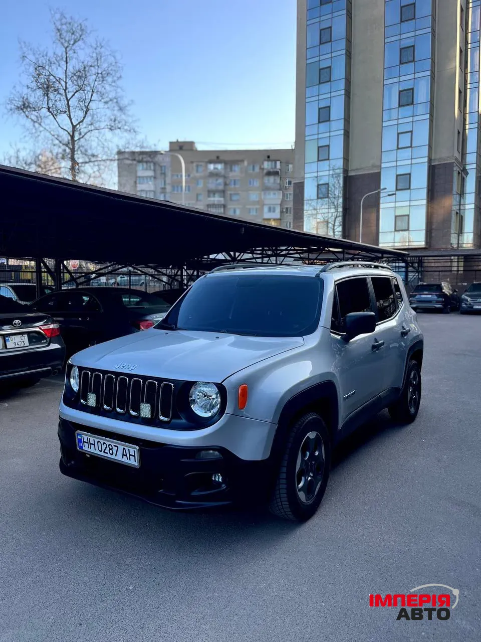 Jeep Renegade - фото 2