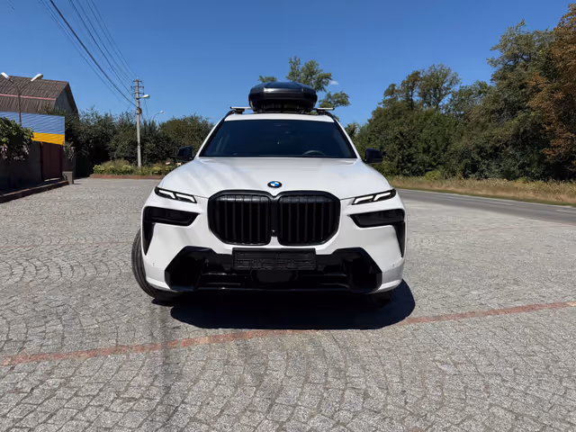 BMW X7 - зображення 2