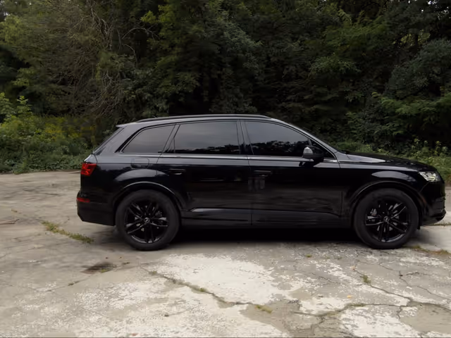 Audi Q7 - зображення 3