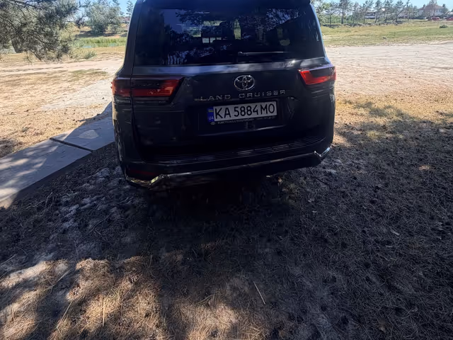 Toyota Land Cruiser - зображення 3