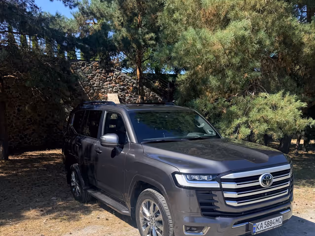 Toyota Land Cruiser - зображення 1