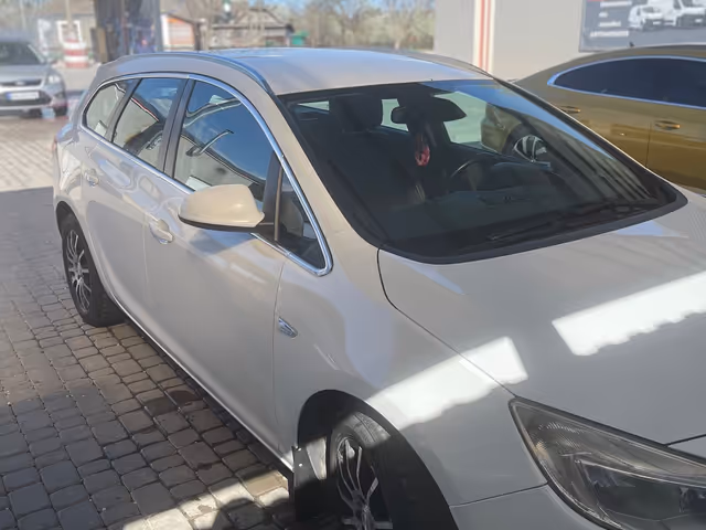 Opel Astra - зображення 4