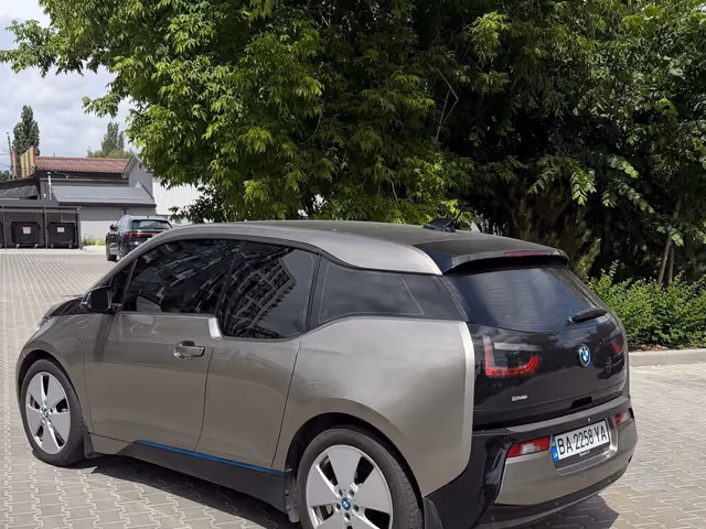 BMW i3 - зображення 2