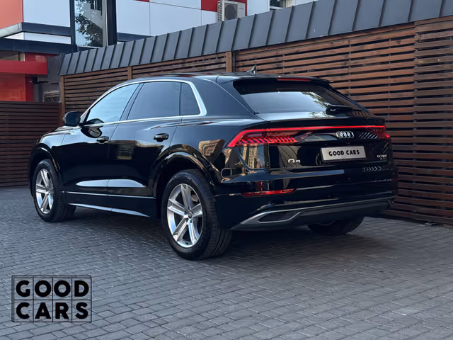 Audi Q8 - зображення 5