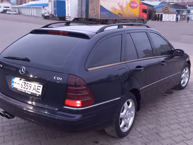 Mercedes-Benz C-Класс - зображення 5