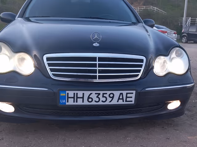 Mercedes-Benz C-Класс - зображення 1