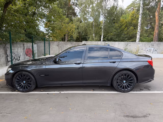 BMW 7 серії - зображення 4