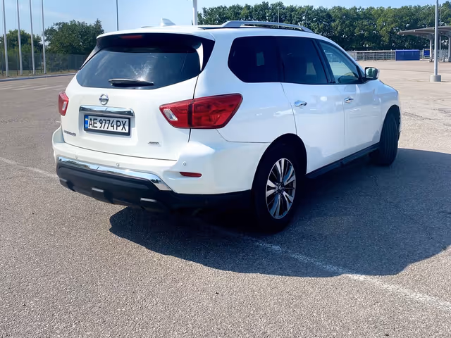 Nissan Pathfinder - зображення 3