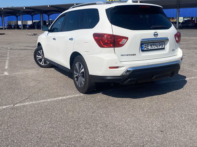 Nissan Pathfinder - зображення 4