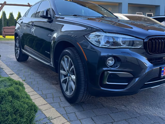 BMW X6 - зображення 1