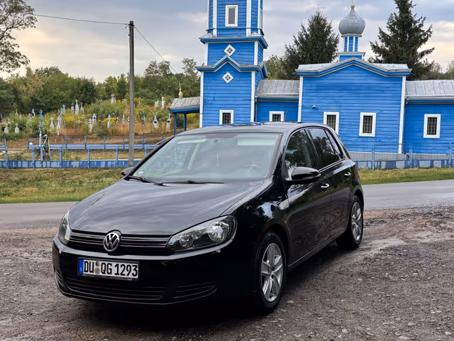 Volkswagen Golf - зображення 1