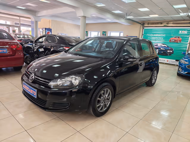 Volkswagen Golf - зображення 1