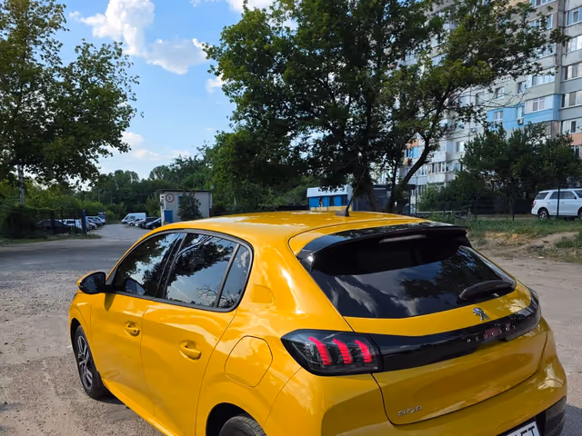 Peugeot 208 - зображення 5