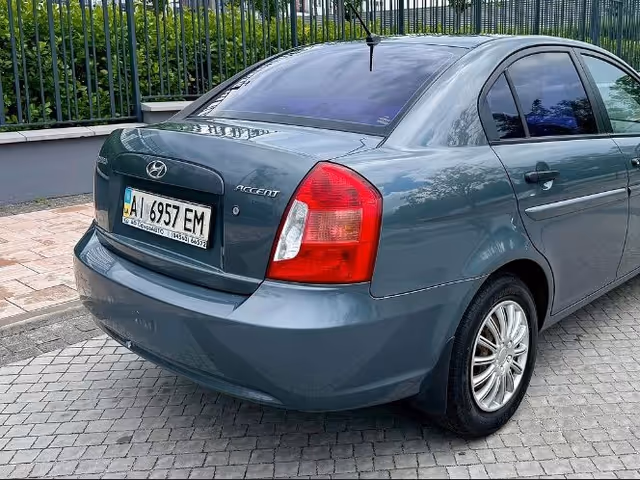 Hyundai Accent - зображення 5