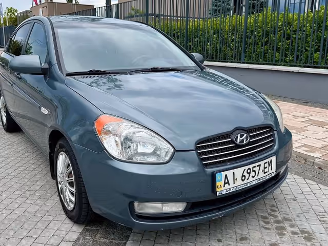 Hyundai Accent - зображення 2