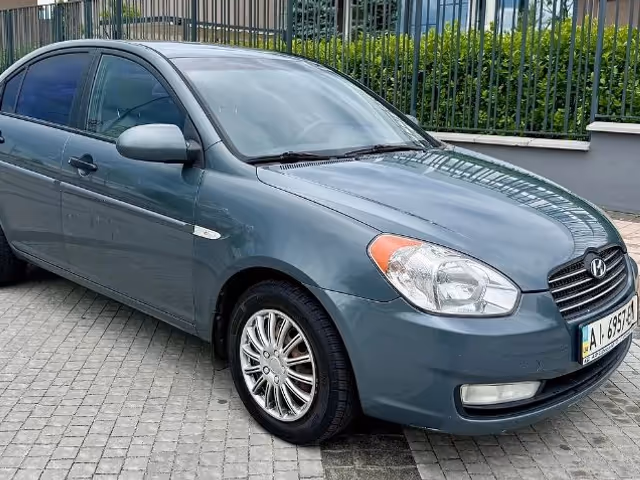 Hyundai Accent - зображення 3