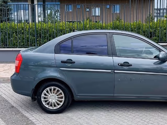 Hyundai Accent - зображення 4