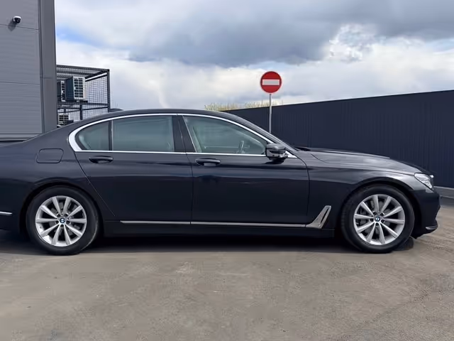 BMW 7 серії - зображення 4