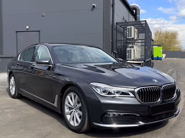 BMW 7 серії - зображення 3
