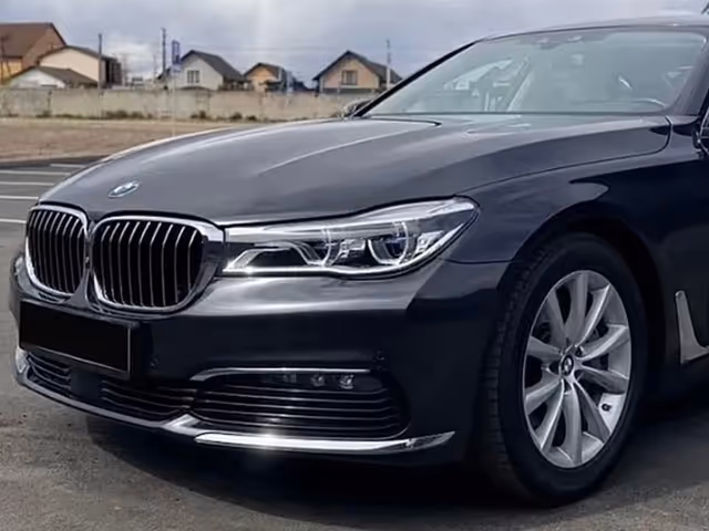 BMW 7 серії - зображення 1
