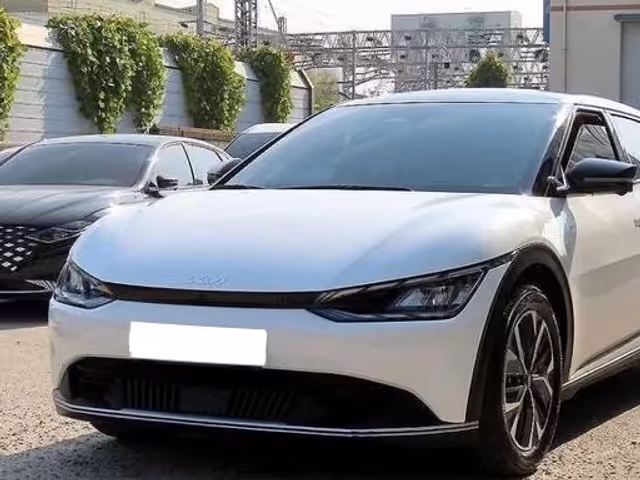 Kia EV6 - зображення 2