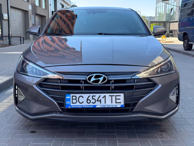 Hyundai Elantra - зображення 2