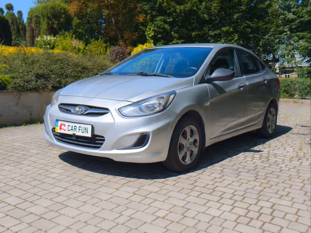 Hyundai Accent - зображення 1