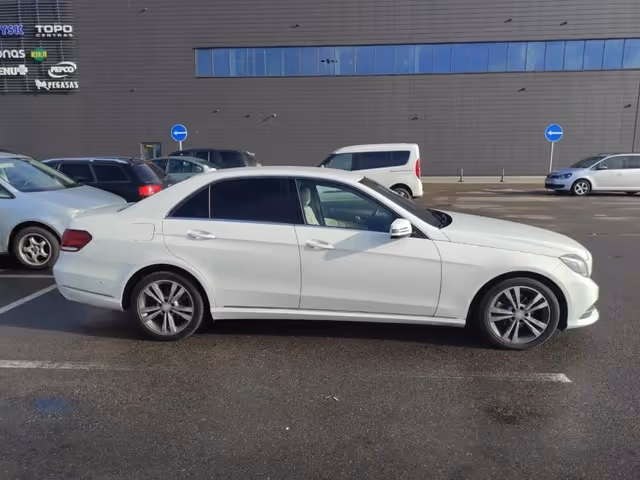 Mercedes-Benz E-Класс - зображення 4