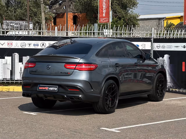 Mercedes-Benz GLE Coupe AMG - зображення 4
