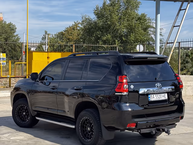 Toyota Land Cruiser Prado - зображення 2