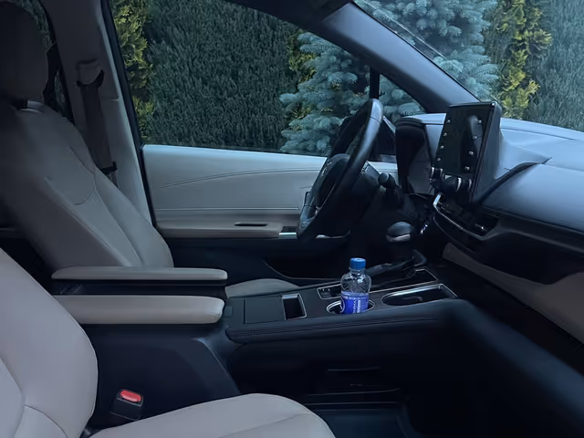 Toyota Sienna - зображення 3