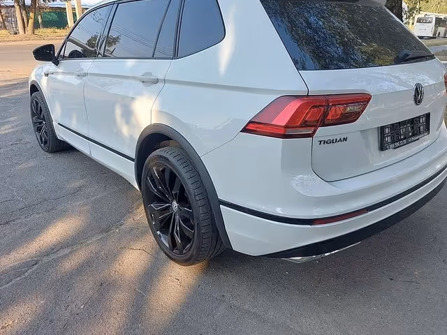 Volkswagen Tiguan - зображення 4