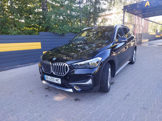 BMW X1 - зображення 1
