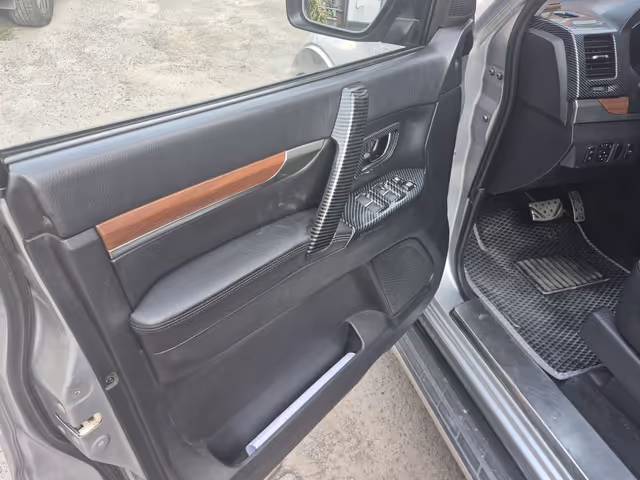 Mitsubishi Pajero - зображення 5