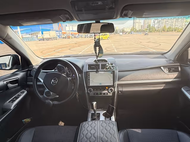 Toyota Camry - зображення 4